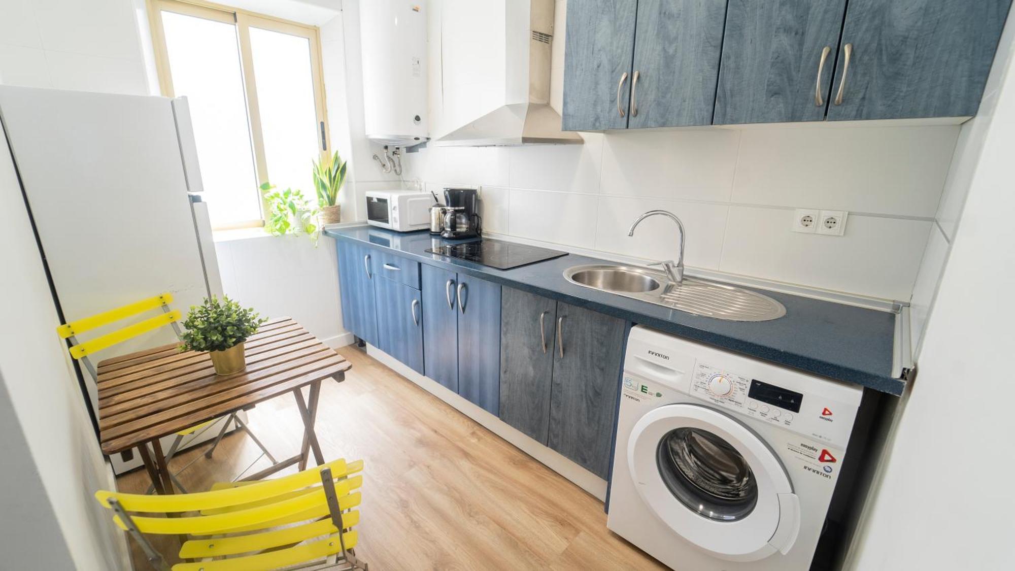 Apartamentos céntricos, parking, wifi y A/C Granada Kültér fotó