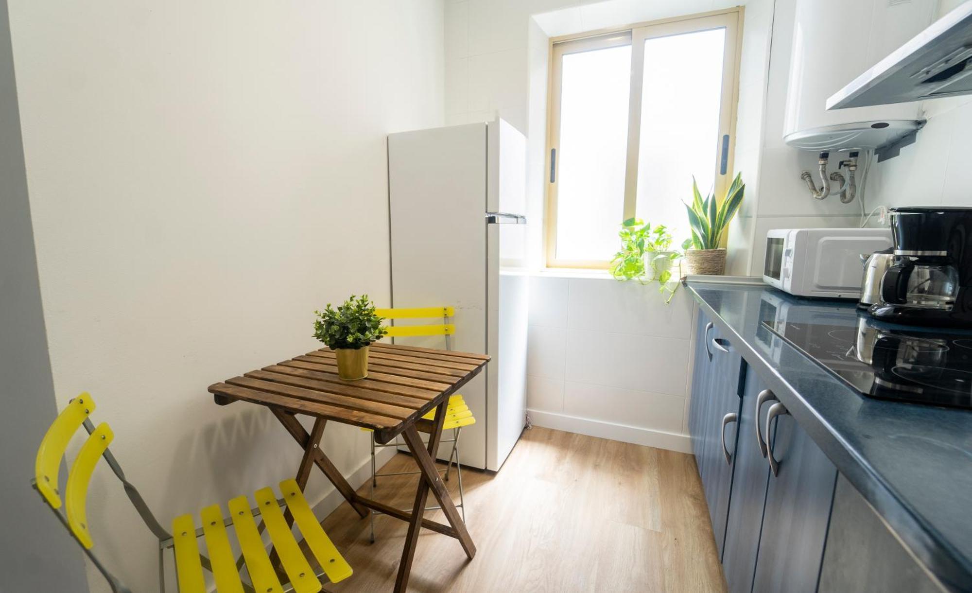 Apartamentos céntricos, parking, wifi y A/C Granada Kültér fotó